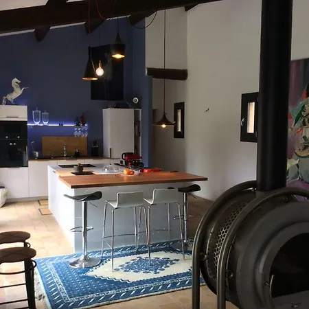 Dans Galerie D'art Séjour chez l'habitant