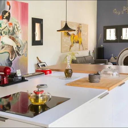 Double La Cigale Insolite Homestay Pierrelatte